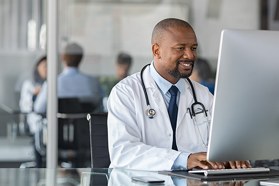 Doctor on computer having a virtual peer-to-peer consultation